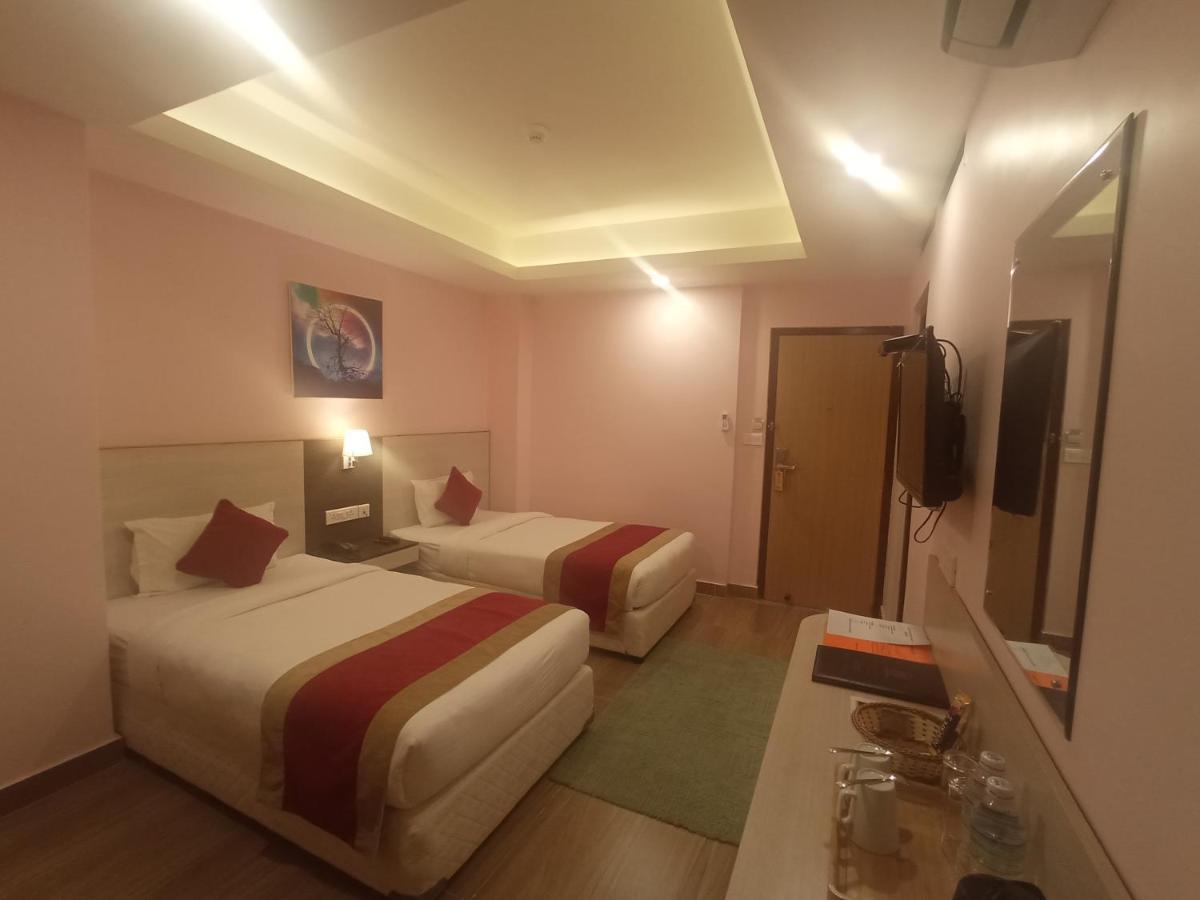 Hotel Krishna Kathmandu Bagian luar foto