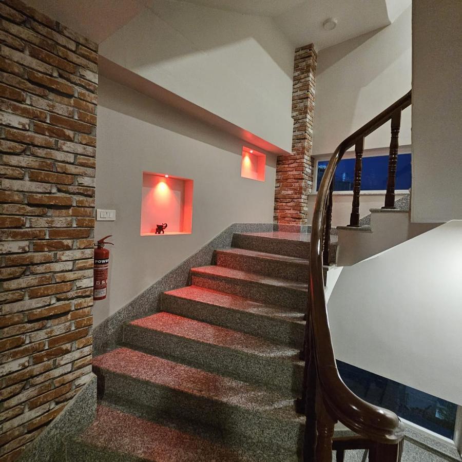 Hotel Krishna Kathmandu Bagian luar foto