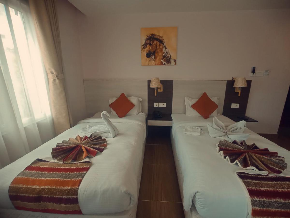 Hotel Krishna Kathmandu Bagian luar foto