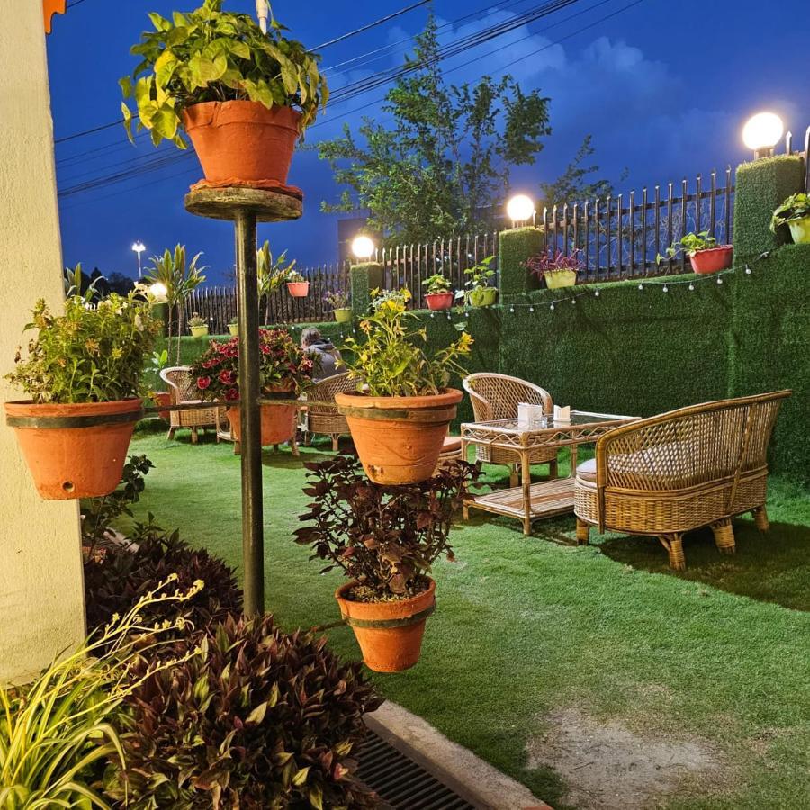 Hotel Krishna Kathmandu Bagian luar foto