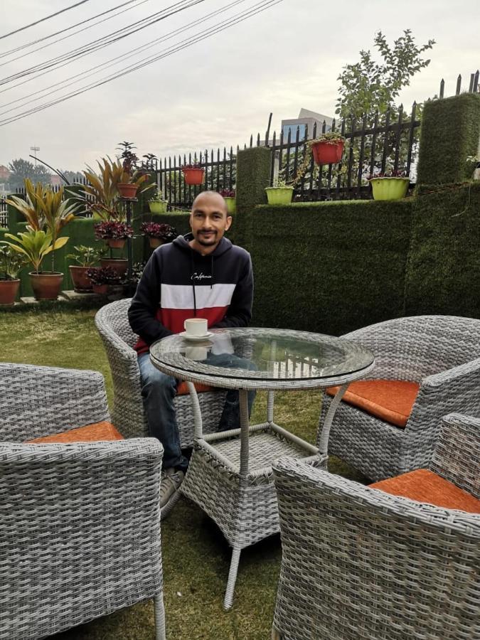 Hotel Krishna Kathmandu Bagian luar foto