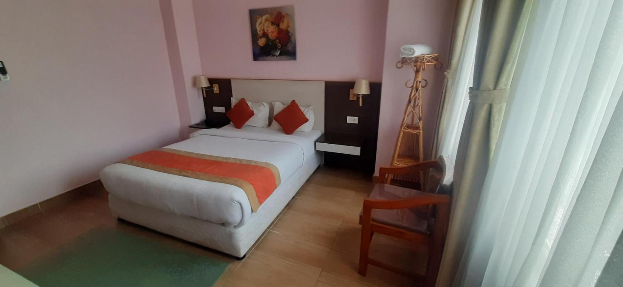 Hotel Krishna Kathmandu Bagian luar foto